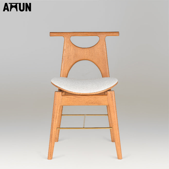 Amun Chair